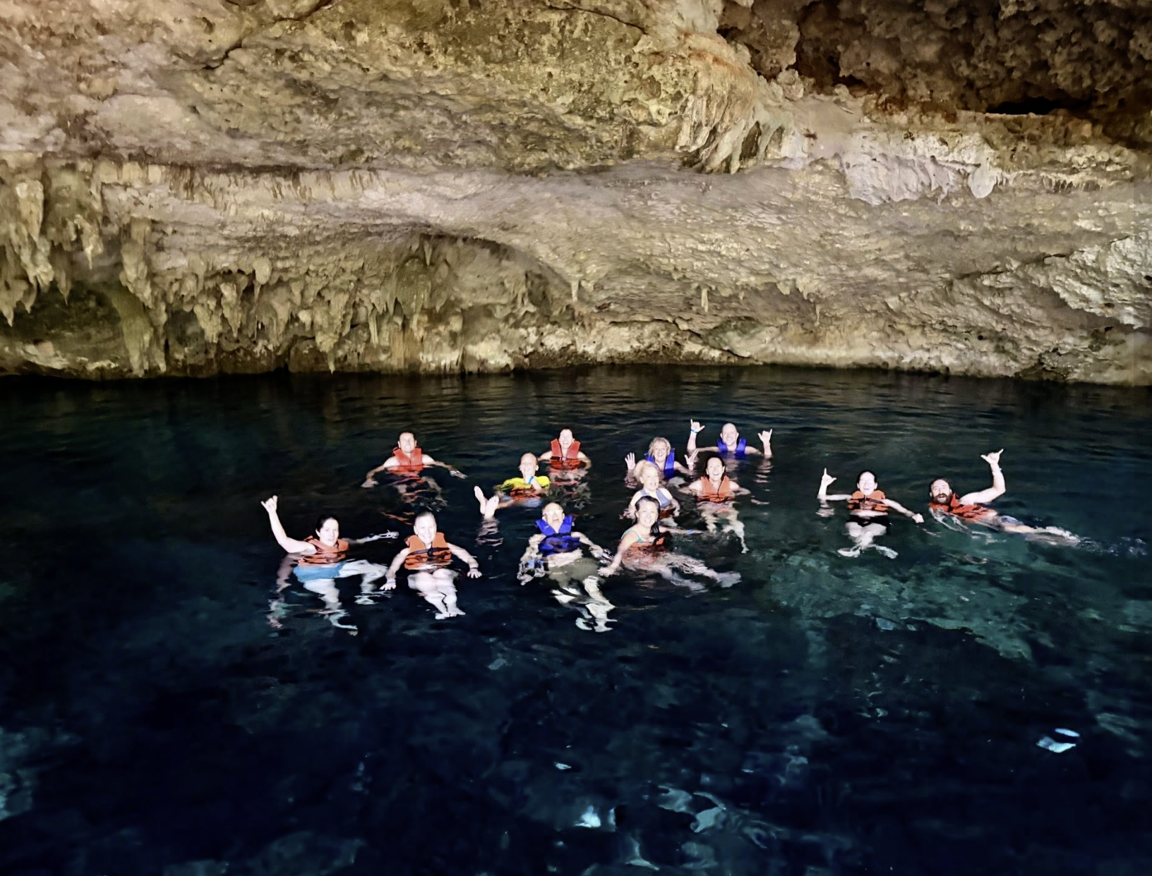 Dos Ojos Cenote